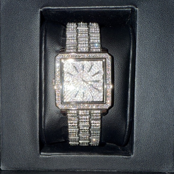 JBW Cristal Square Dial Diamond Bracelet Watch - Picture 1 of 7